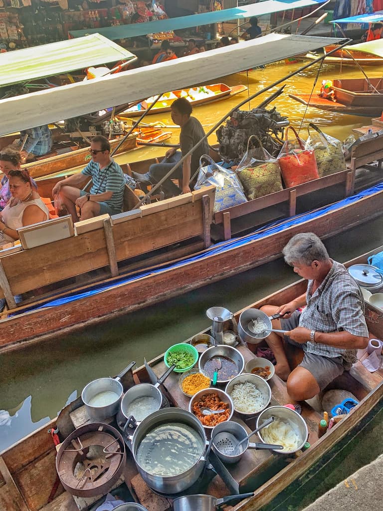 Adventure-Thailand-Tour-12-days-Damnoen-Saduak-Floating-Market-5.jpg