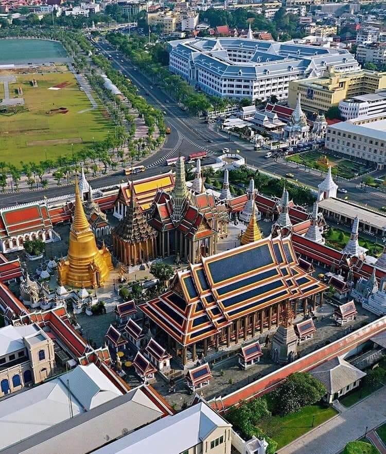 Adventure-Thailand-Tour-12-days-grand-palace-Bangkok-1.jpeg