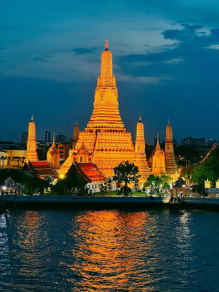 Authentic-Northern-Thailand-8-days-Wat-Arun-Bangkok-Thailand.jpg