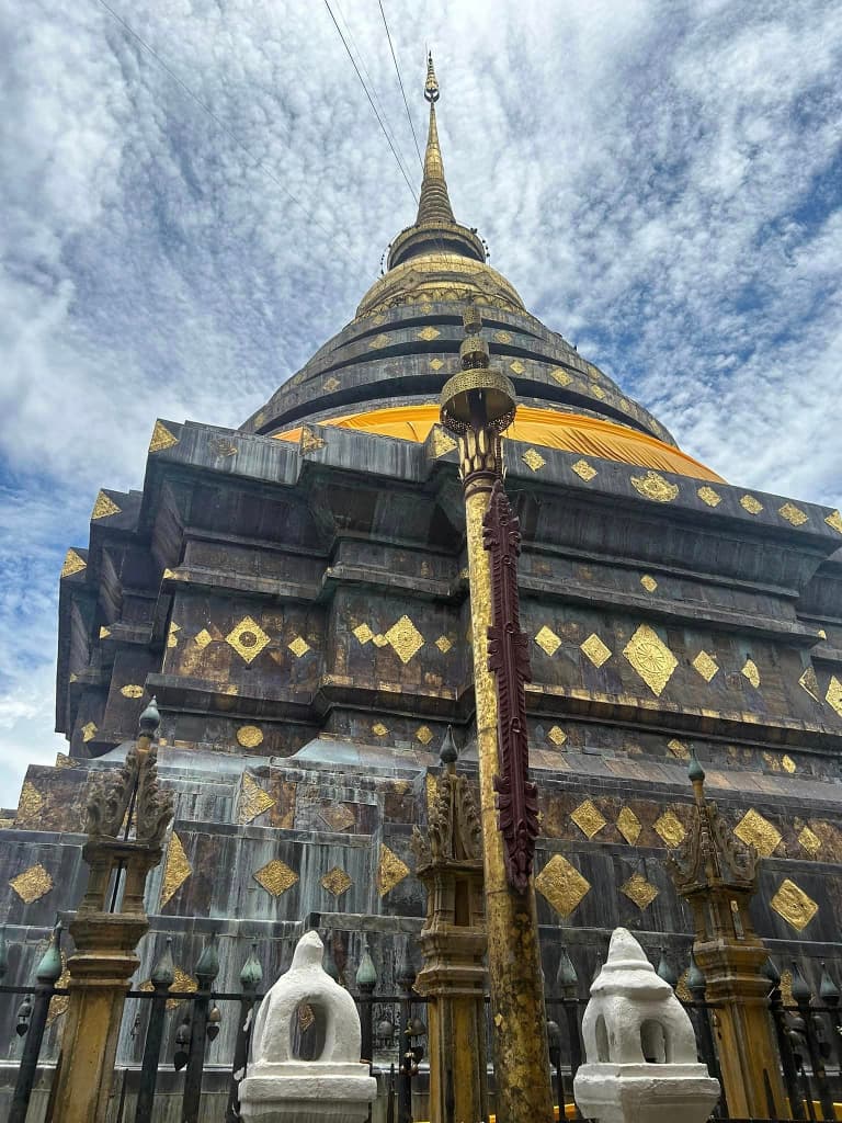 Discovery-Thailand-Tour-17-Days-Wat-Phra-That-Lampang-Luang-1.jpg