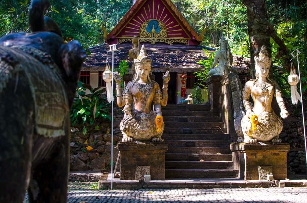 Impressive-Thailand-9-Days-Wat-Pha-Lat-Doi-Suthep-Chiang-Mai-4.jpeg