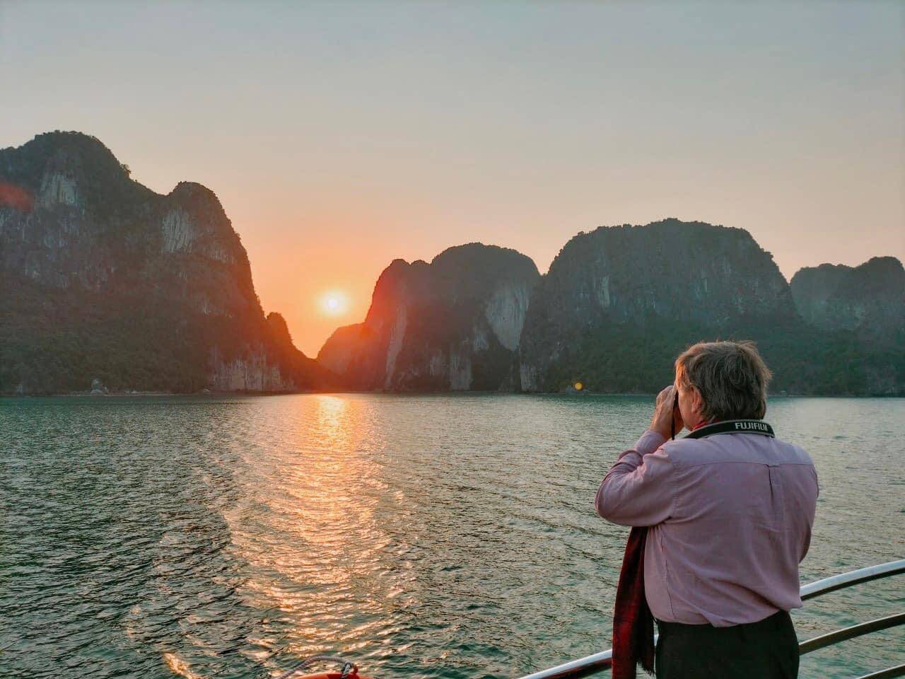 the-allure-of-vietnam-13-days-halong-bay-sunset-2-jpg